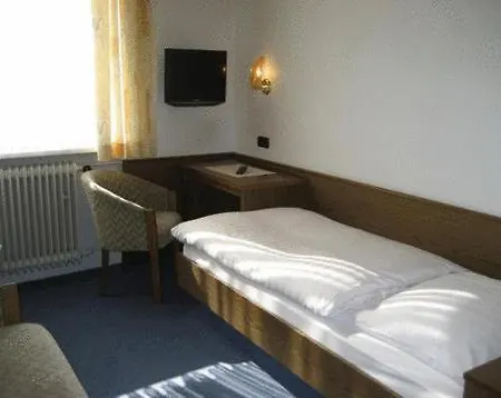 Hotel Reinhard 2*